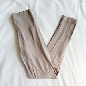 Aritzia TnaBUTTER™ Atmosphere Super Hi-Rise Legging